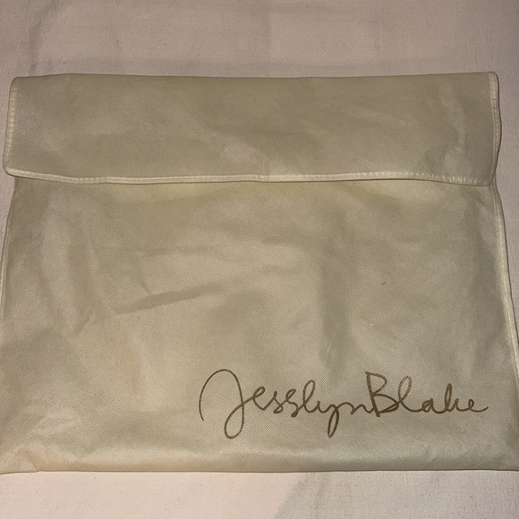 Jesslyn Blake leather satchel canvas and leather metallic color canvas - Picture 9 of 9